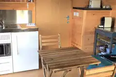 Four person glamping pod kitchen