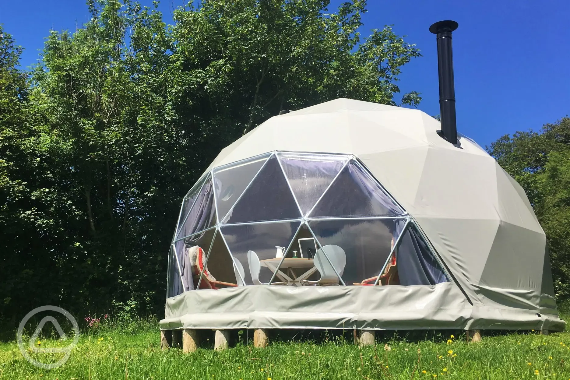 Glamping Nature domes at Top of the Woods