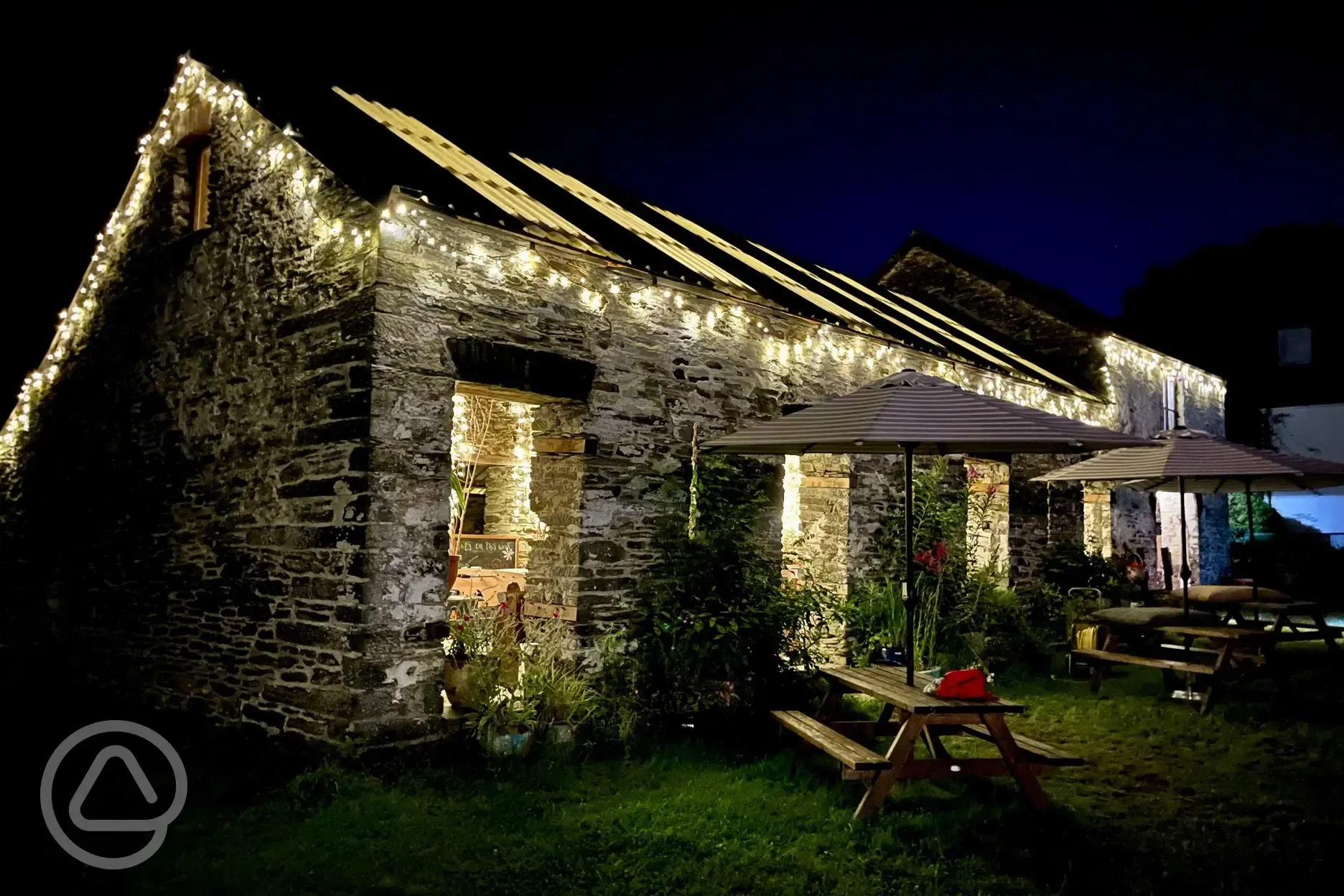 Soo's shed at night