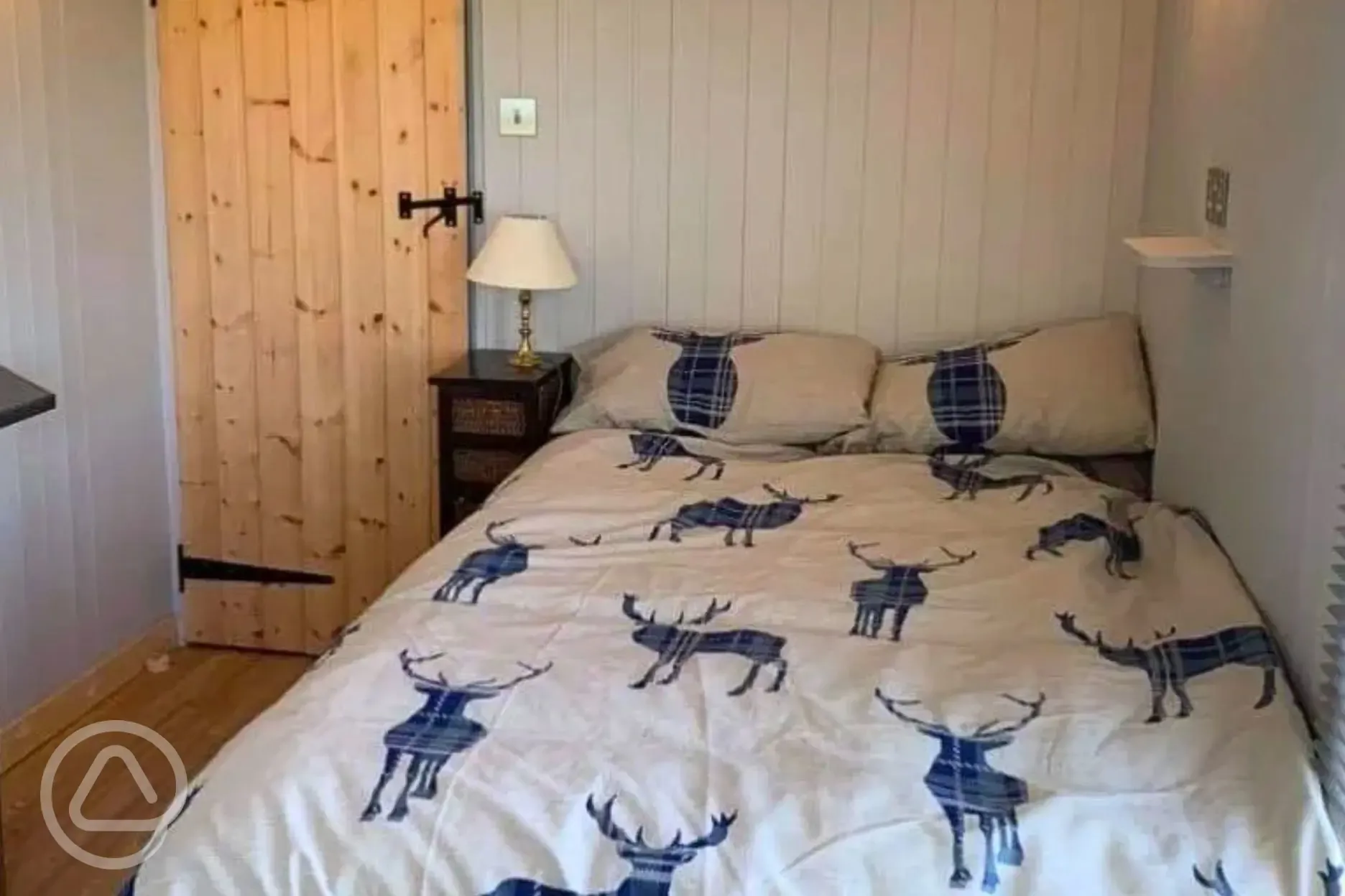 Shepherds hut bedroom 