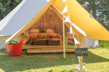 Bell tent glamping