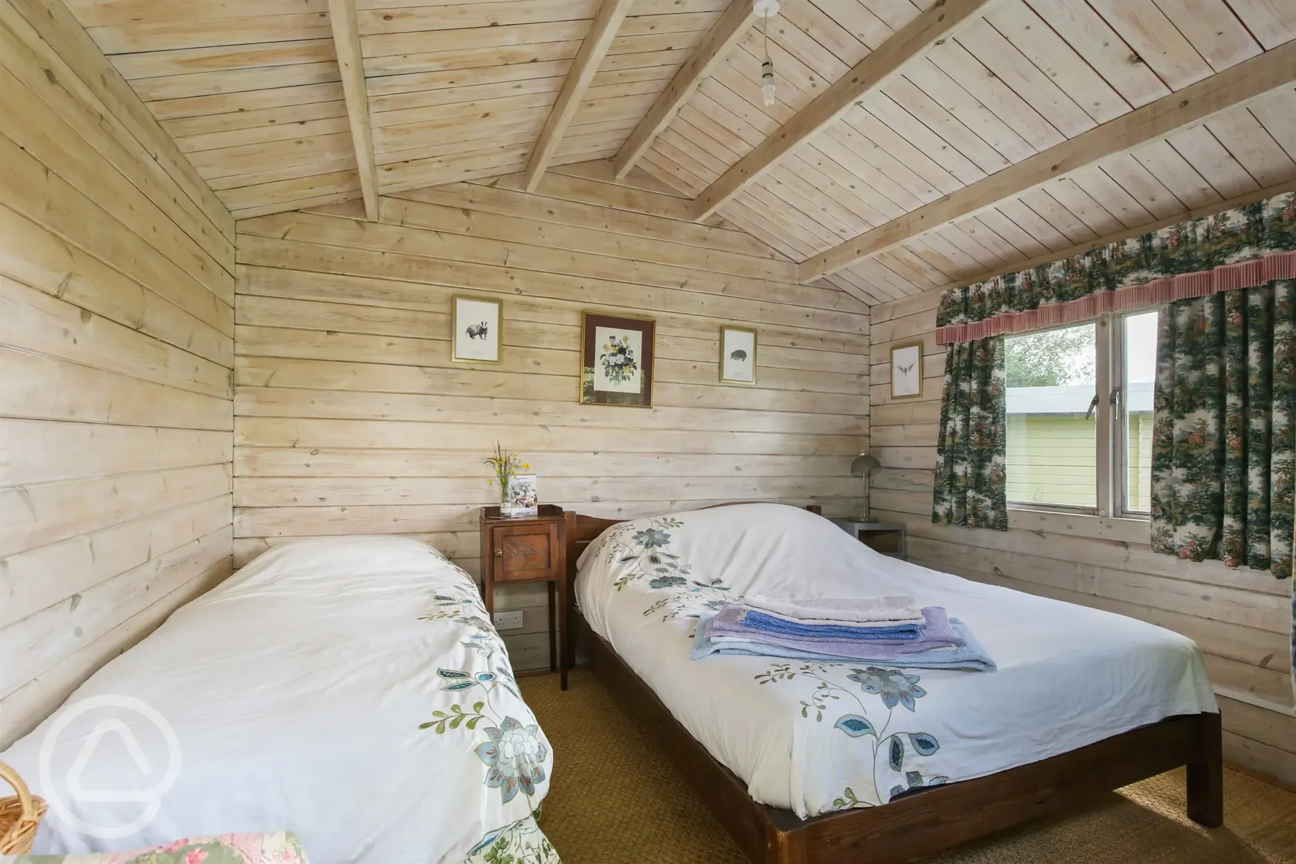 Avalon Cabin bedroom