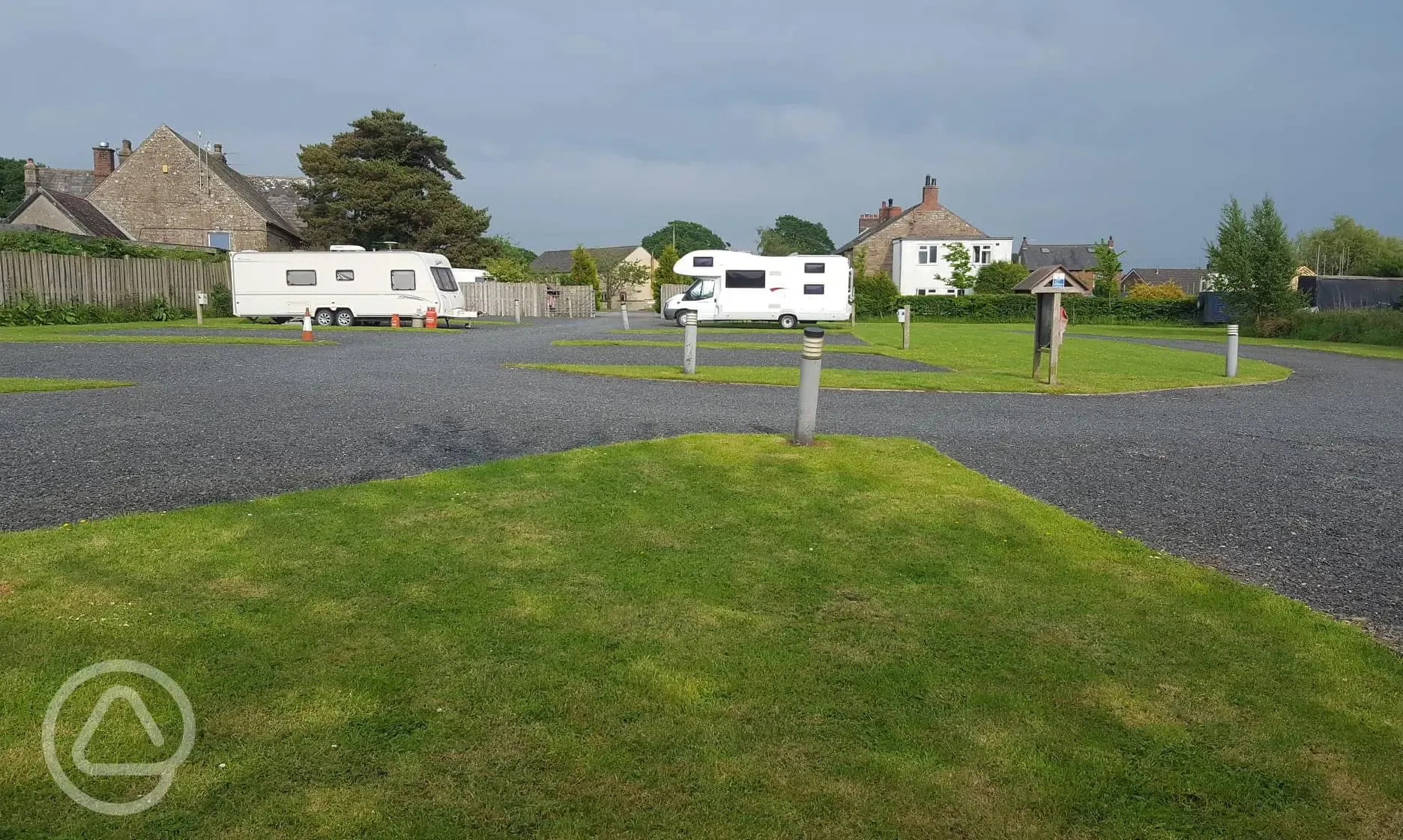 Pitches at The Wellington Inn and Caravan Park