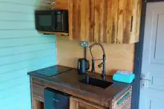 Courtyard cabin kitchen