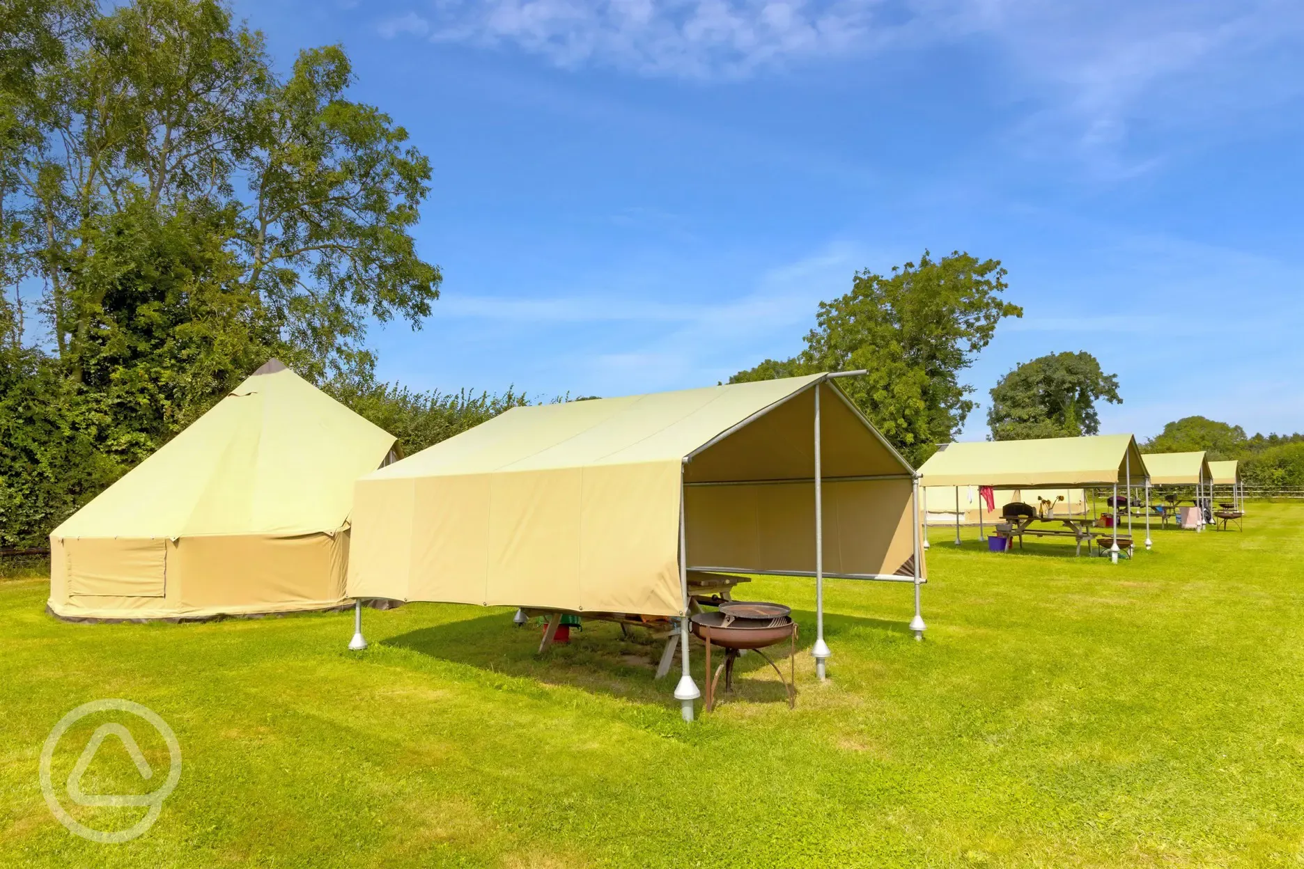 Bell tent and undercover dining area