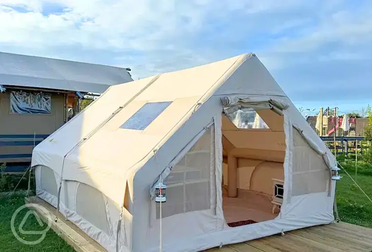 Safari style ready tents