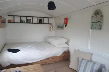 Hide and Sea shepherd's hut Interior