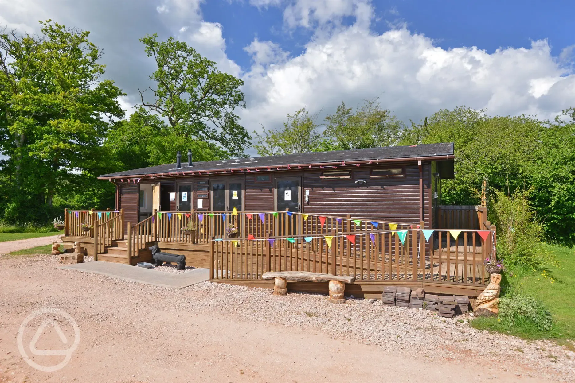 Facilities block with toilet and showers at Oakmoor Touring Park
