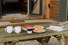 Glamping pod picnic bench Glamping pod picnic bench