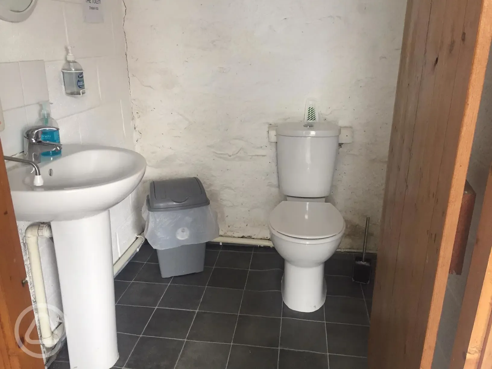 Facilities - toilet and washbasin