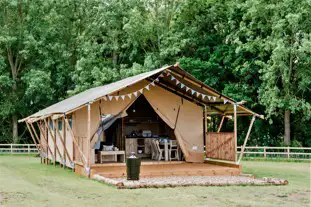 Woodchests Glamping, Pebmarsh, Essex (10.8 miles)