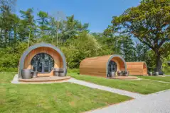 Family glamping pods