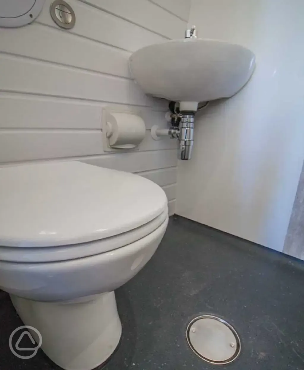 Toilet in double