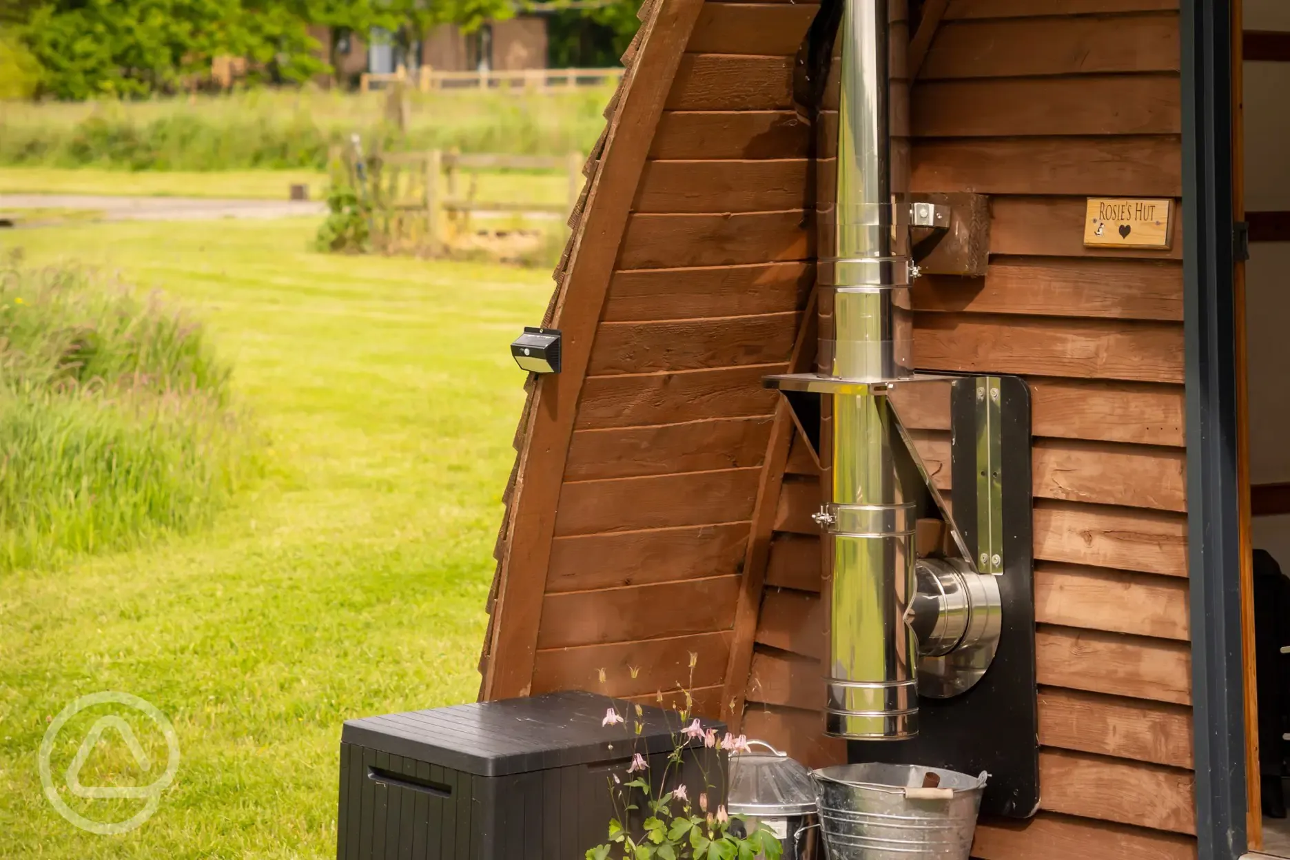 Rosie glamping pod