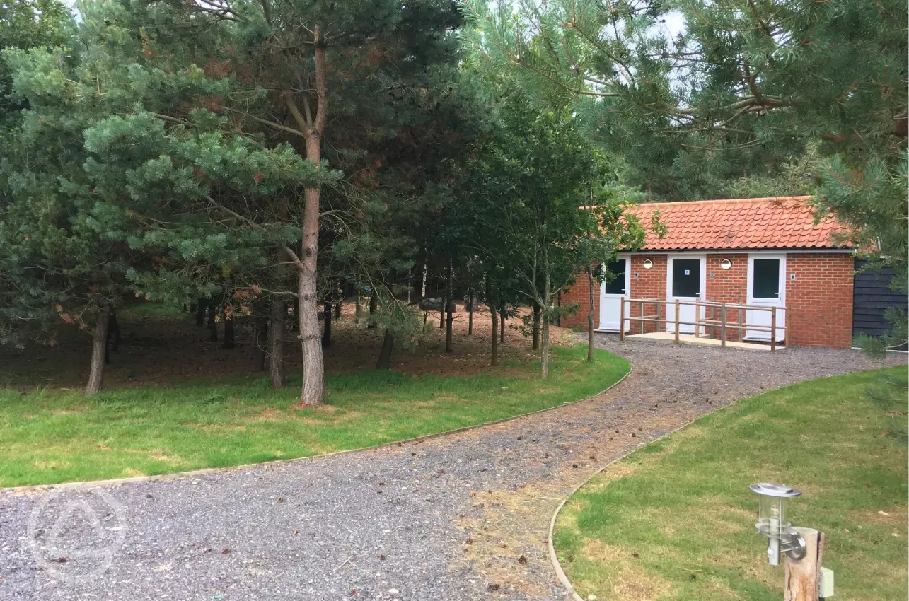 Facilities block with toilets and showers at Old Farm 