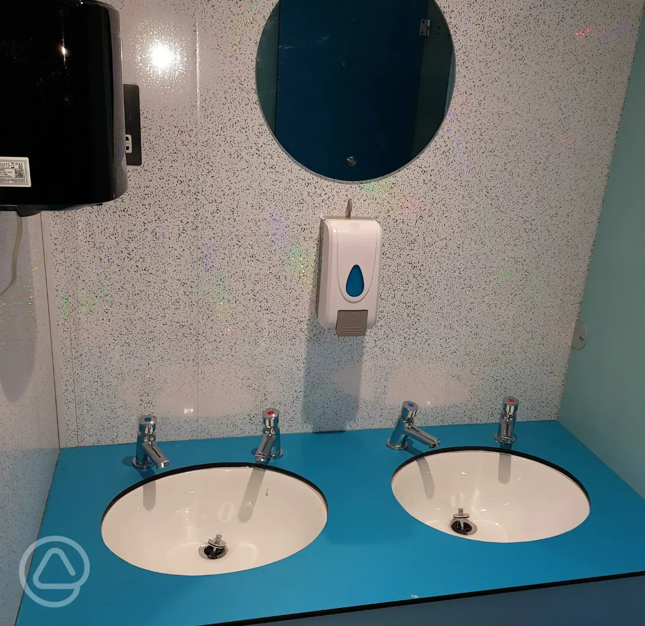 Sinks in the facilities block