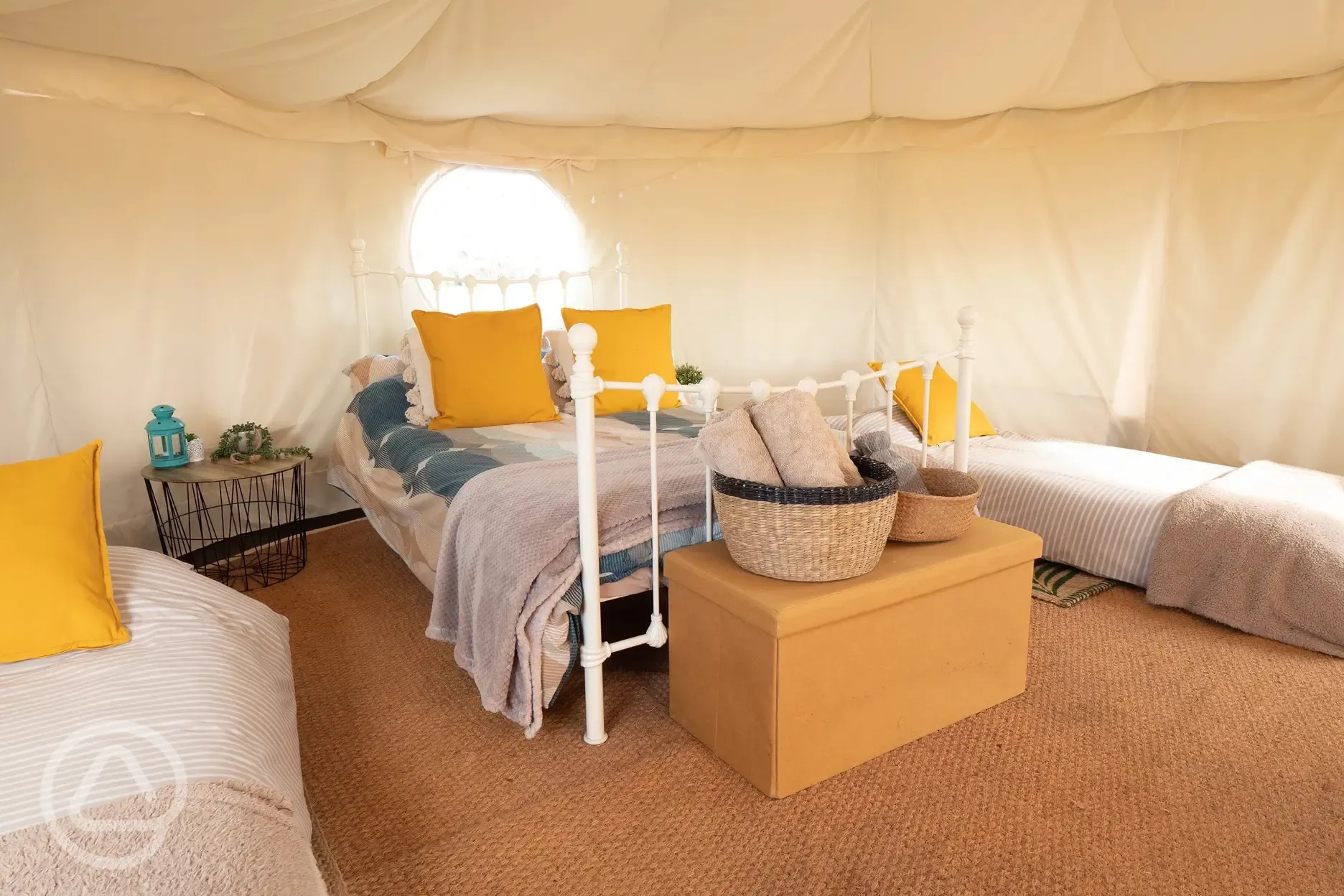 Wanson Nomadic yurt interior