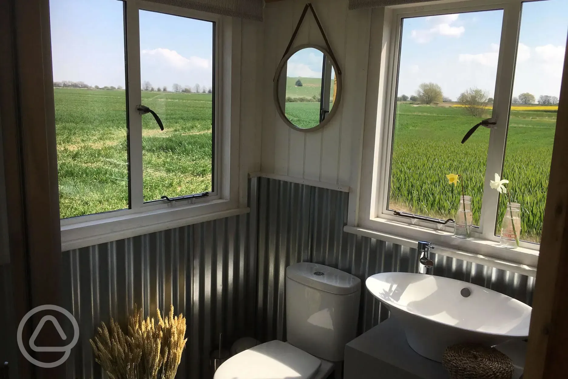 Sandpiper safari tent bathroom