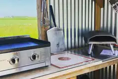 Outdoor kitchen