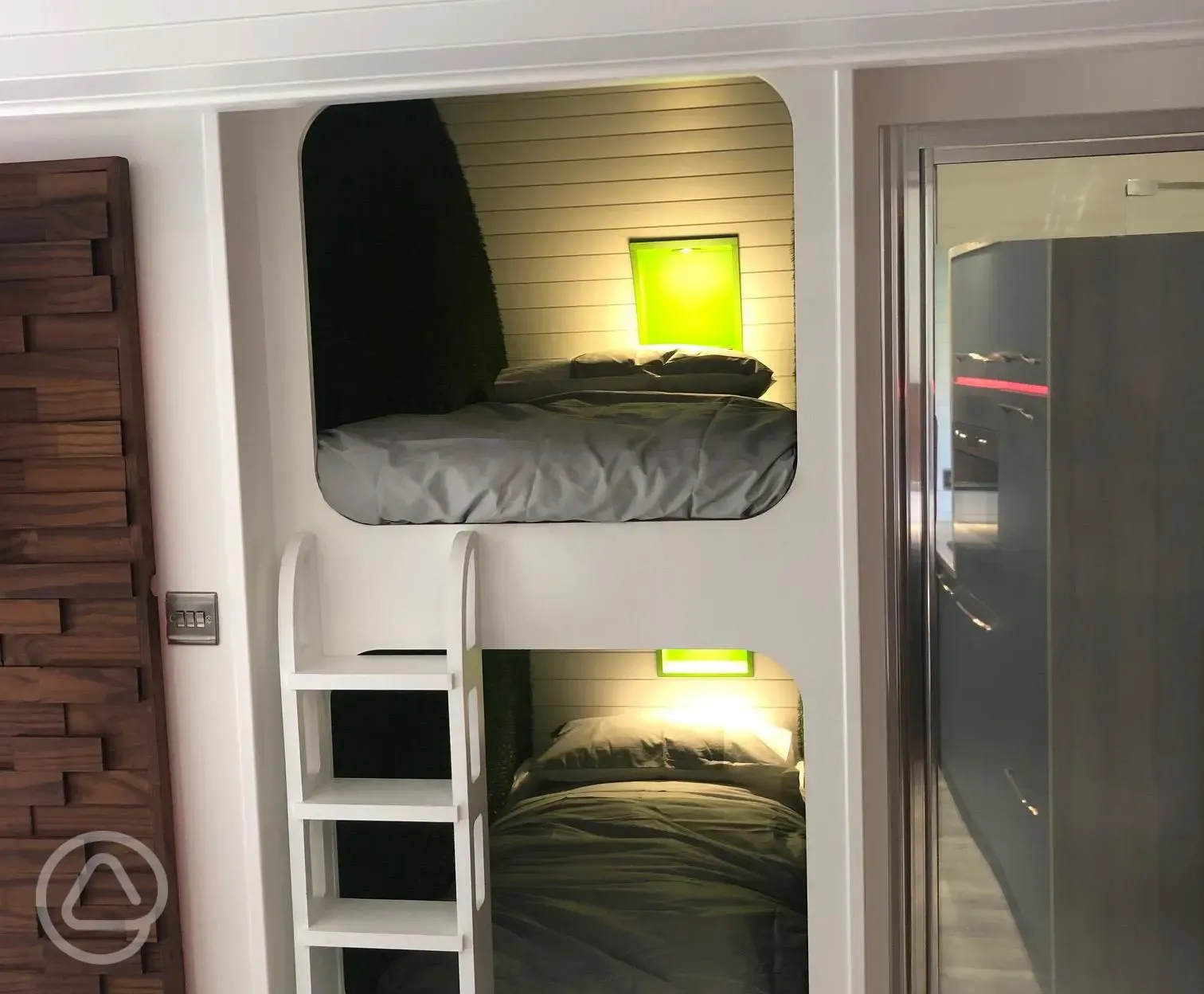 Birch Lodge's funky bunk beds