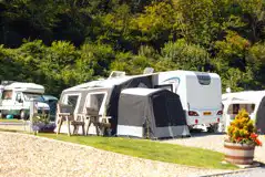 Large serviced hardstanding pitches