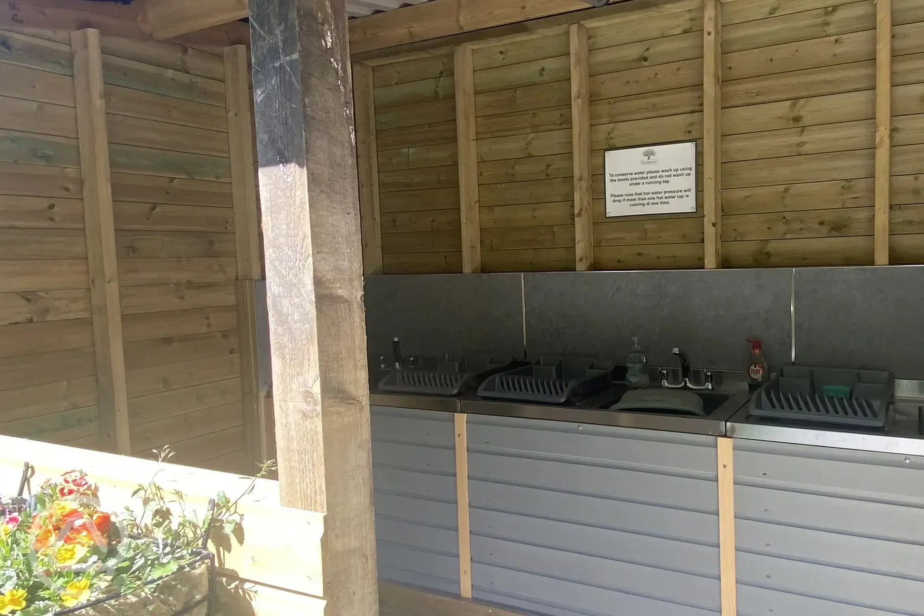 Washing up area