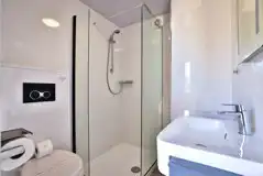 Geodome ensuite cabin bathroom Geodome ensuite cabin bathroom