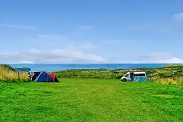 Non electric grass pitches for tents and tourers
