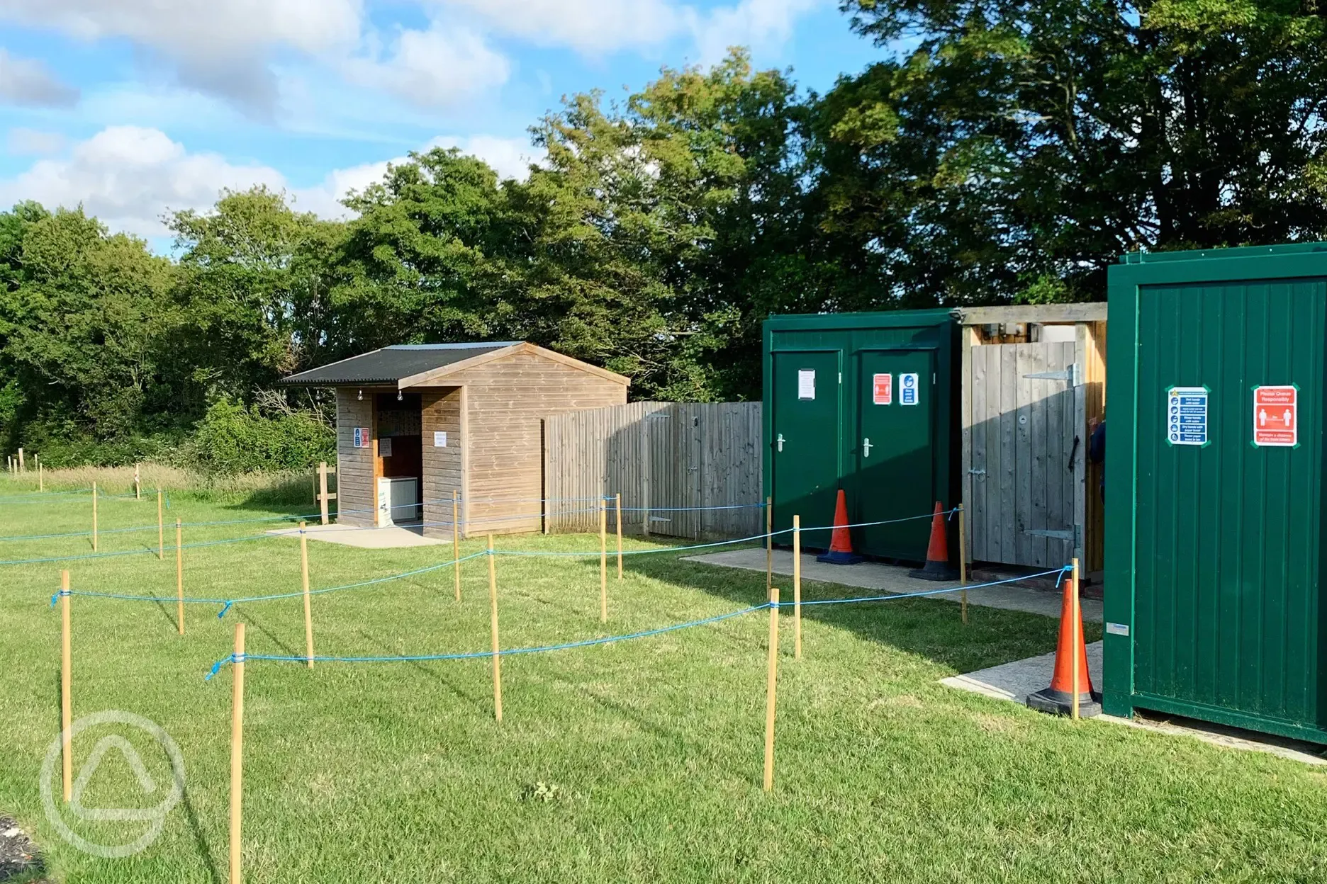 Toilets and facilities at Fontmills Farm Campsite