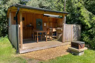 Lahtlewood Glamping, East Heslerton, North Yorkshire (12.6 miles)