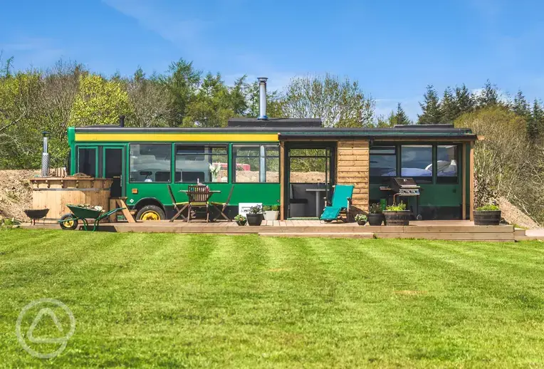 Eco bus (four person) with wood-fired hot tub at The Bus Stop