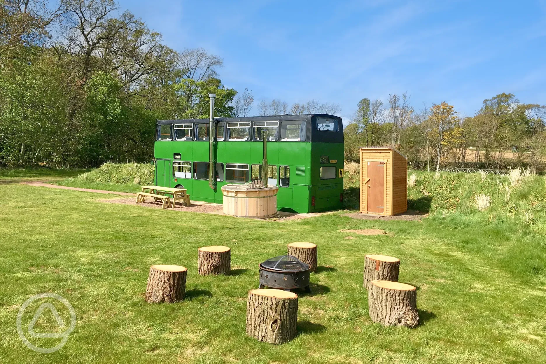 Eco bus (six person) fire pit with logs for seating