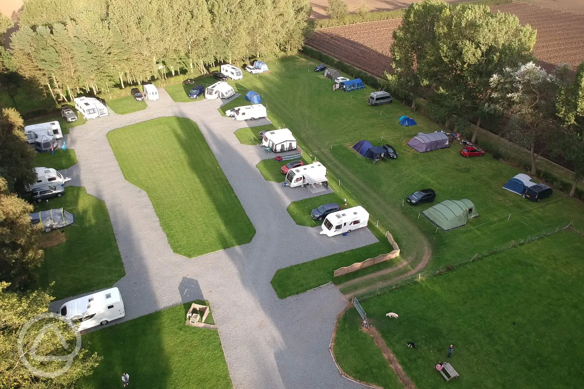 Woodlake campsite and caravan park 