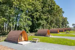 Heated camping pods (four persons) 