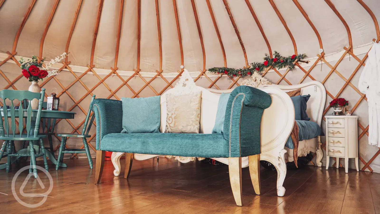 Beaumont's Hideaway yurt interior