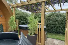 Daisy pod with log burning hot tub Daisy pod with log burning hot tub