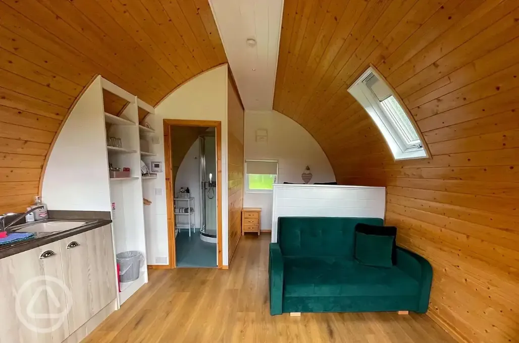 Daisy pod interior - pet friendly