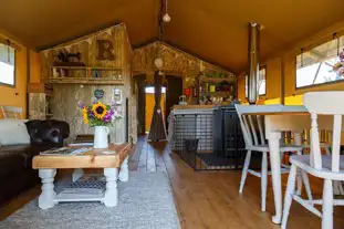 Re:treat Glamping, Pulloxhill, Bedfordshire (11 miles)