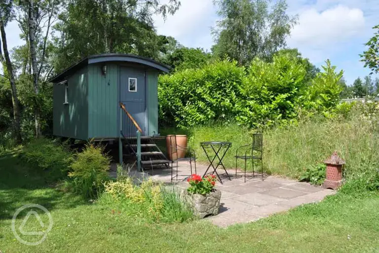 Owl shepherd's hut