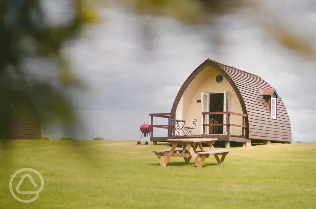 Small glamping pod