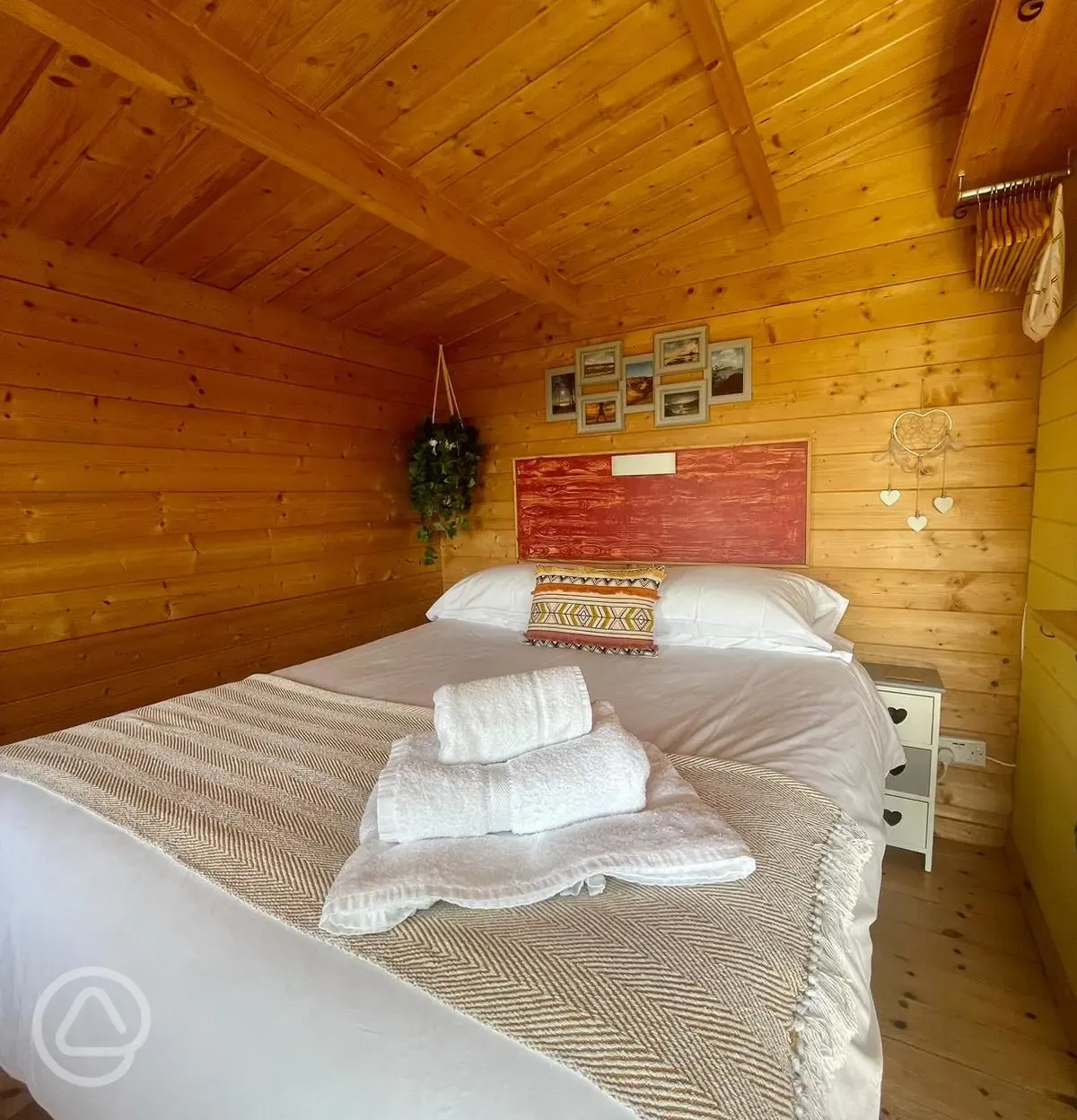 Bedroom - glamping hut