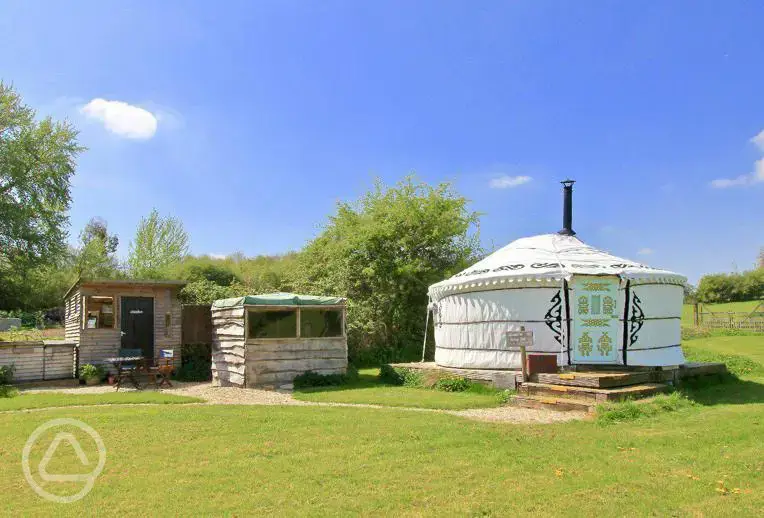 Pipistrelle Nook yurt with private facilities at Meadow Lake Glamping