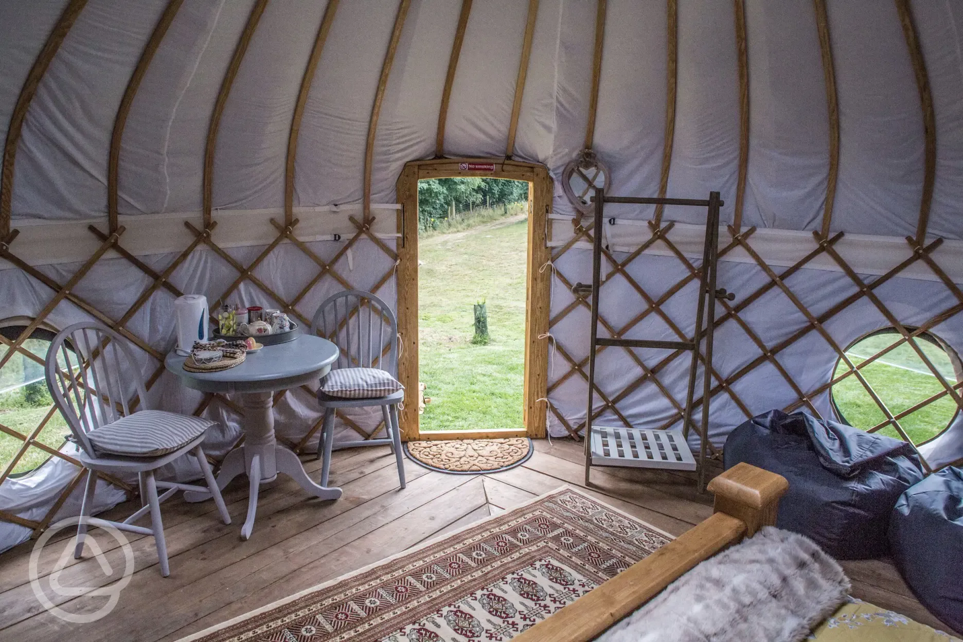 Kingfisher yurt interior