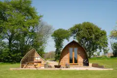 Wigwam pod with hot tub