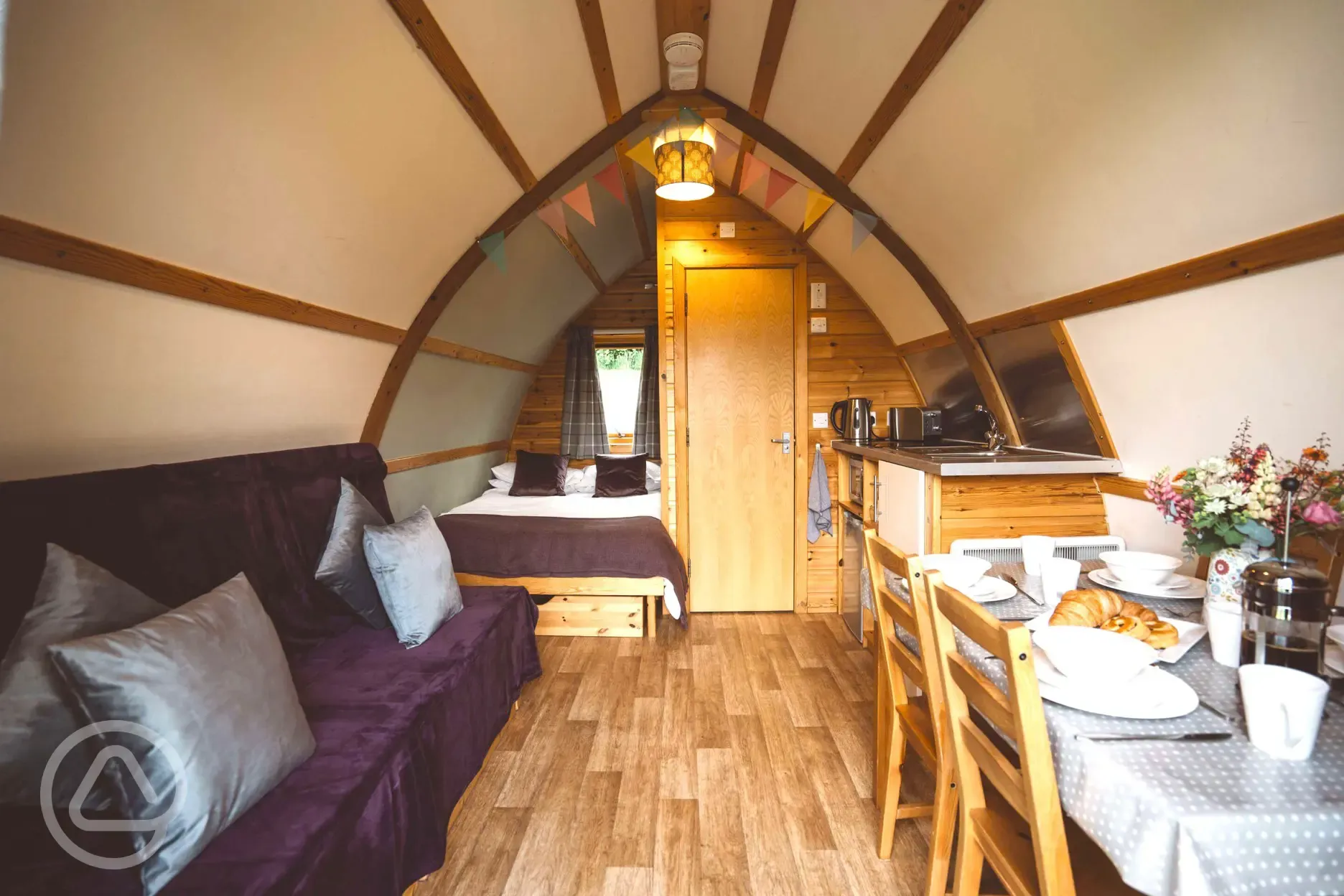 Wigwam pod interior