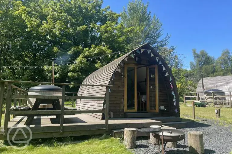 Pod with hot tub