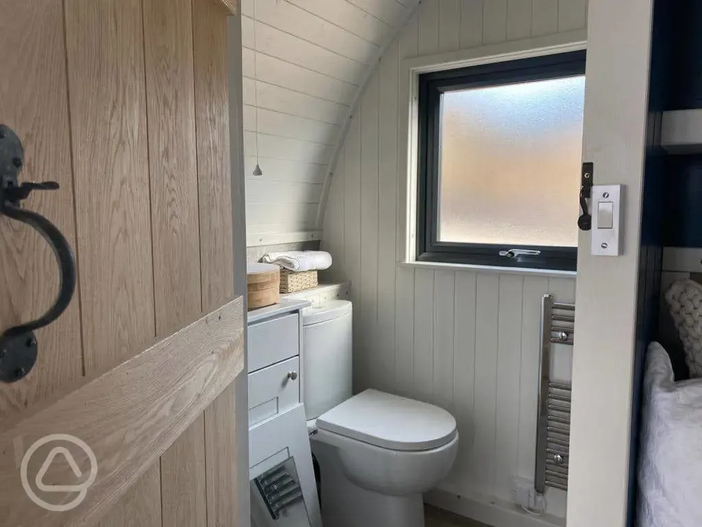 Sildvik and Sunset ensuite glamping pod private bathroom Sildvik and Sunset ensuite glamping pod private bathroom