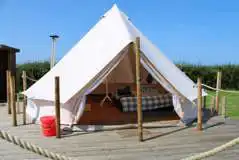 Luxury bell tent 