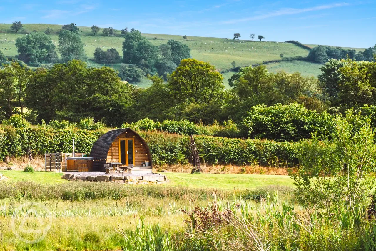 Ensuite deluxe Wigwam pod with a hot tub