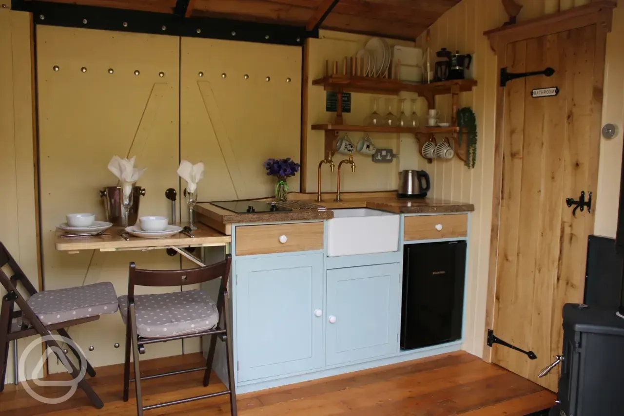 Wagon Kitchen 